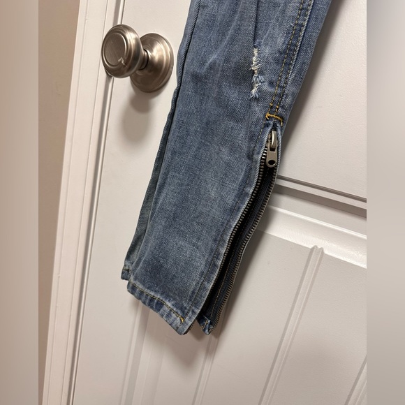 MNML Minimal Distressed Men’s Skinny Medium Wash Jeans Size 29 - Picture 2 of 6